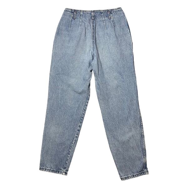 Vintage Chic High Rise Jeans - Picture 5 of 9